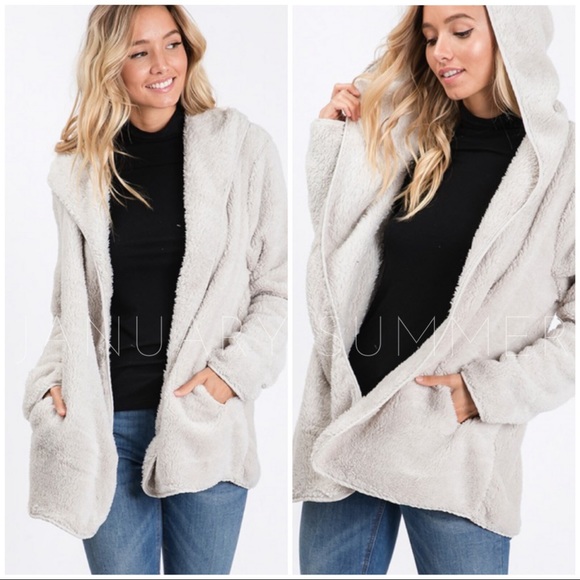 ❄️BLACK FLEECE CARDIGAN - Picture 5 of 9